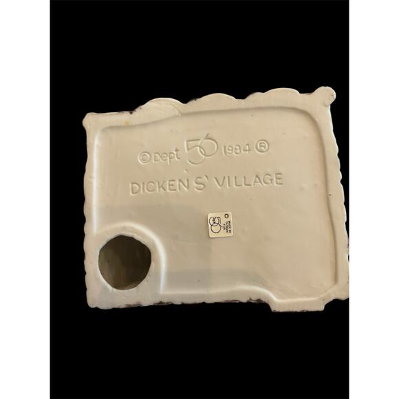 Dept 56 Crowntree Inn Dickens Christmas Village Incl Light & Box 1984 Ret Vtg - Picture 7 of 7